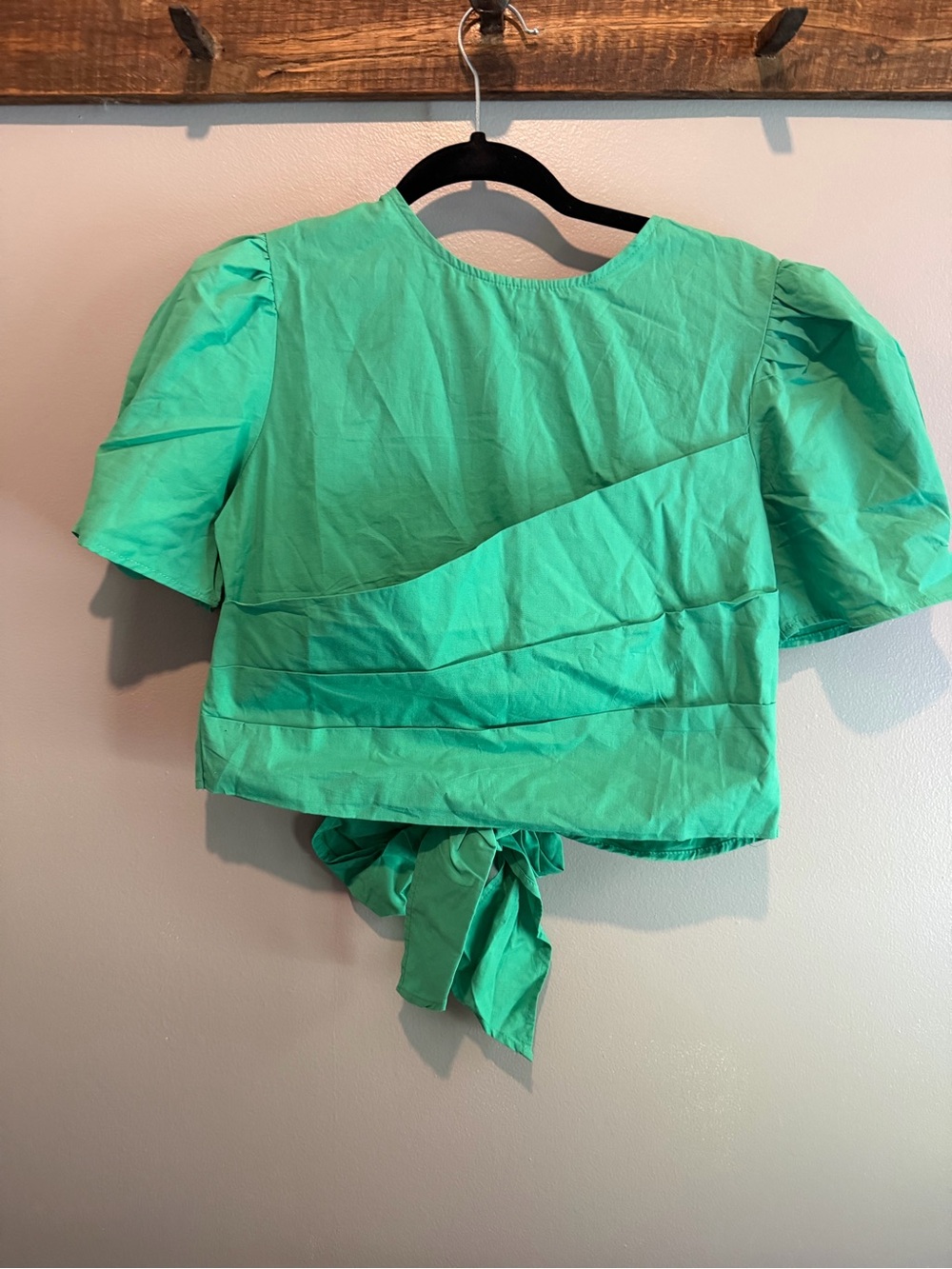 HYFVE Bright Teal Puff-Sleeve Tie-Back Crop Top